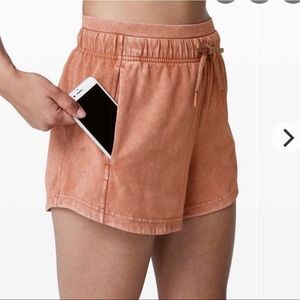 Lululemon Inner Glow Short 3”